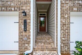 1856 Terrewood Dr in Atlanta, GA - Foto de edificio - Building Photo