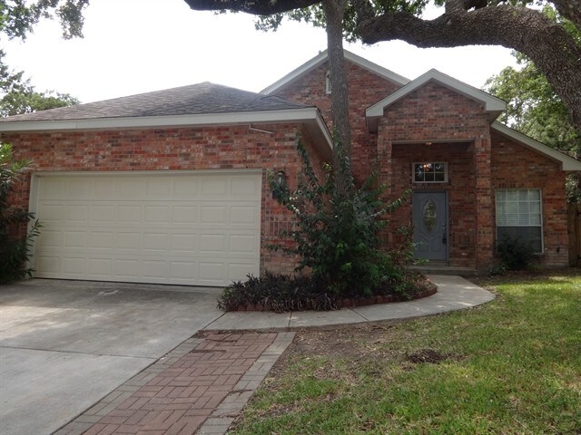14 Sweetwood in San Antonio, TX - Building Photo
