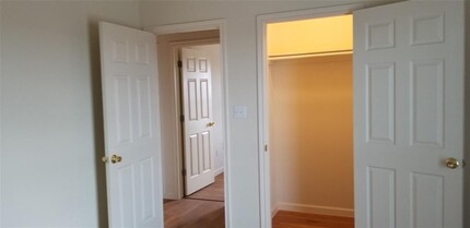 1311 W Pointe Pl in Lockhart, TX - Building Photo - Building Photo