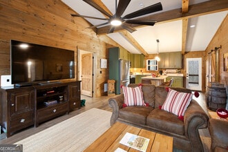 642 Crabapple Dr in Blue Ridge, GA - Building Photo - Building Photo