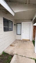 5517 Ramona Ct in Bakersfield, CA - Building Photo - Building Photo
