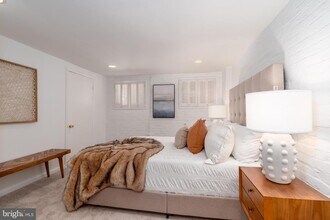 1683 35th St NW in Washington, DC - Building Photo - Building Photo