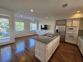 1714 Roy St in Houston, TX - Building Photo - Building Photo