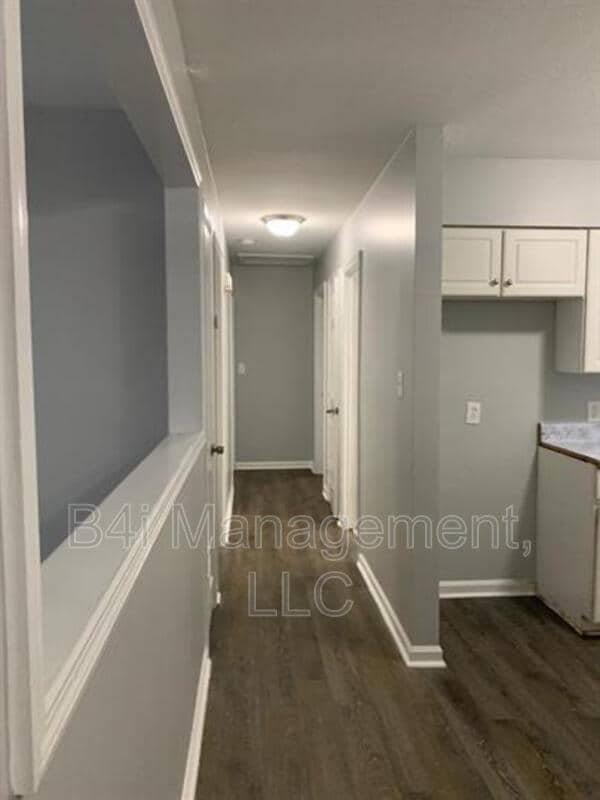 property at 4807 Gardiner Dr