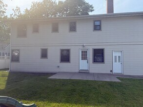 1357 Kew Ave in Hewlett, NY - Building Photo - Building Photo