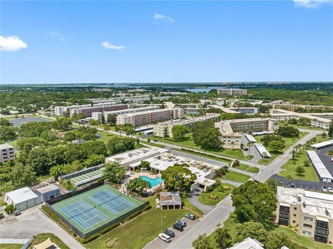 5660 80th St N in St. Petersburg, FL - Building Photo - Building Photo