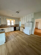 76 Elm St in Milford, NH - Building Photo - Building Photo