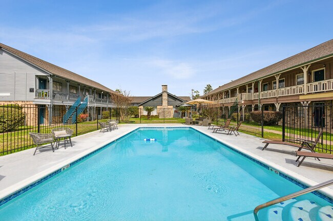 Sussex Manor Apartments photo'