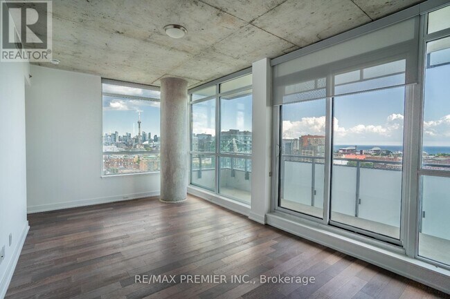 20-1720 Minowan Miikan Ln in Toronto, ON - Building Photo - Building Photo