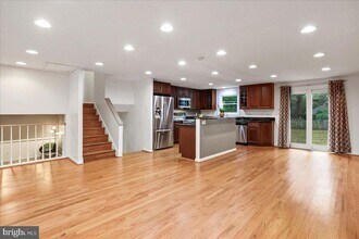 2653 Fanieul Hall Ct in Herndon, VA - Building Photo - Building Photo