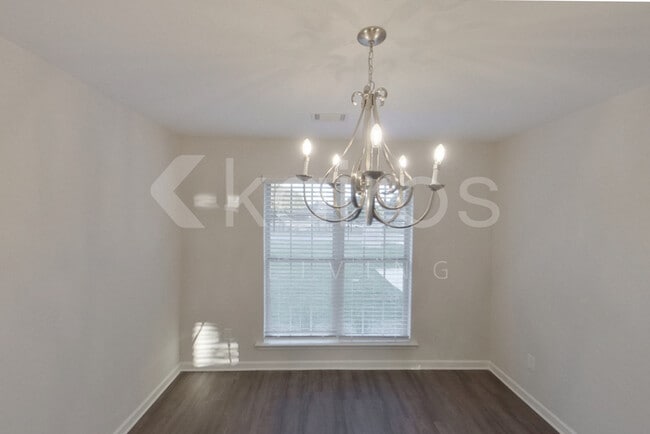 553 Mt Airy Dr in Prattville, AL - Foto de edificio - Building Photo