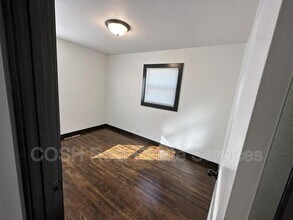 6254 N Independence St in Park City, KS - Building Photo - Building Photo