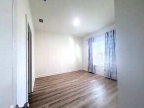 2323 Discovery Loop in Panama City, FL - Building Photo - Building Photo