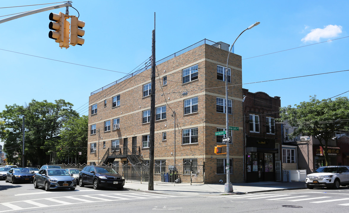 686-690 Vermont St in Brooklyn, NY - Building Photo