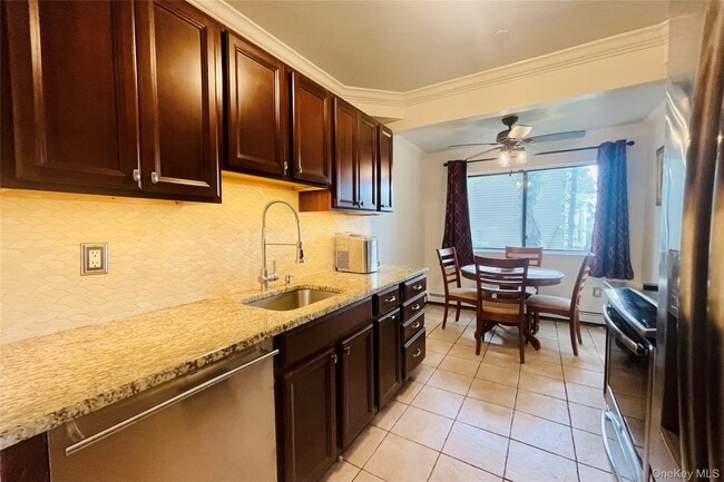 50 Dekalb Ave in White Plains, NY - Building Photo - Building Photo
