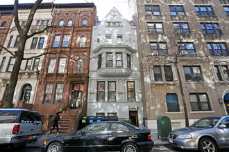 28 W 90th St in New York, NY - Building Photo - Building Photo