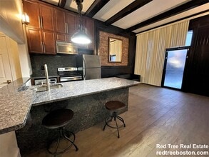 25 St Marys Ct in Brookline, MA - Foto de edificio - Building Photo