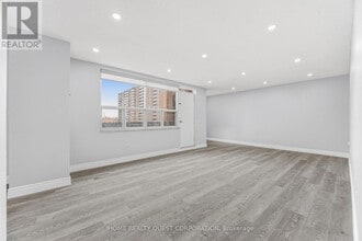 45 Silverstone Dr in Toronto, ON - Building Photo - Building Photo