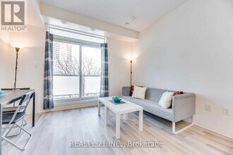 1363 Neilson Rd in Toronto, ON - Building Photo - Building Photo