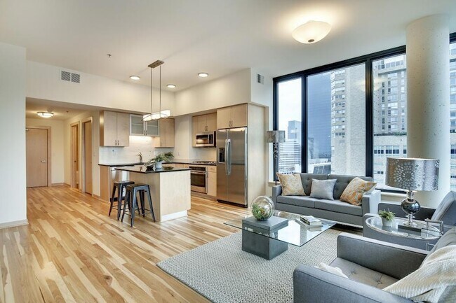 740 Portland Ave in Minneapolis, MN - Building Photo - Building Photo