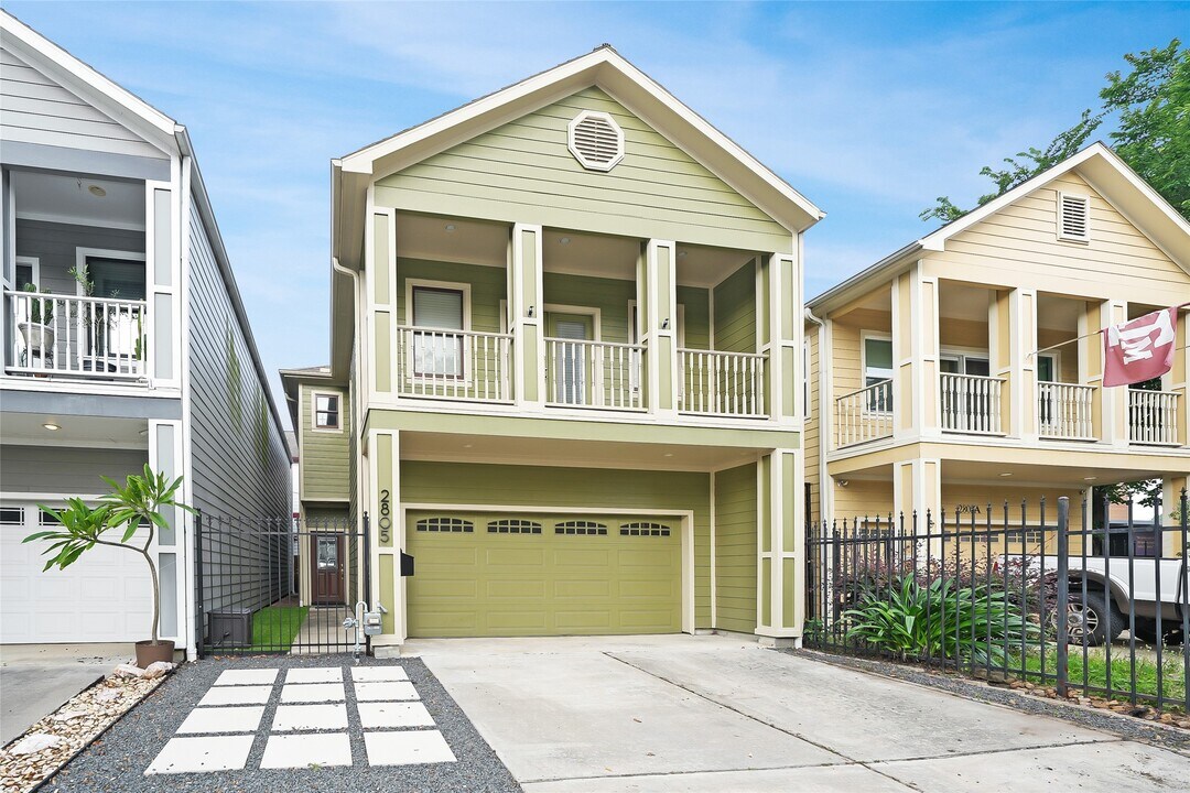 2805 Arlington St in Houston, TX - Foto de edificio