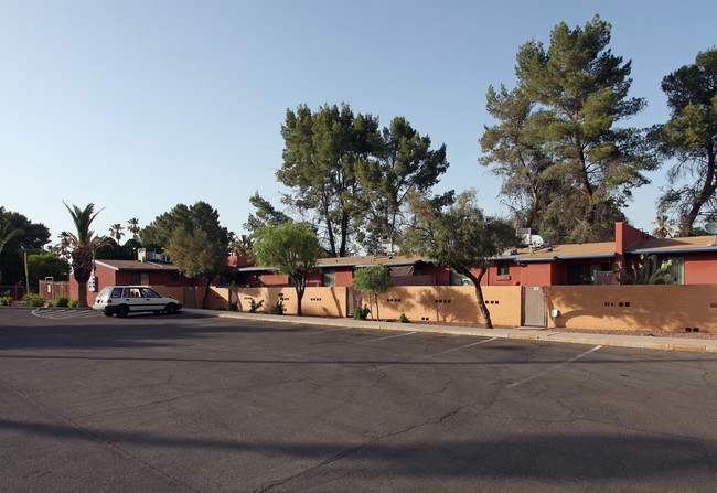 Sonoran Palms Apartments in Tucson, AZ - Building Photo - Building Photo