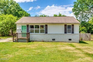 4919 Coster Rd in Knoxville, TN - Building Photo