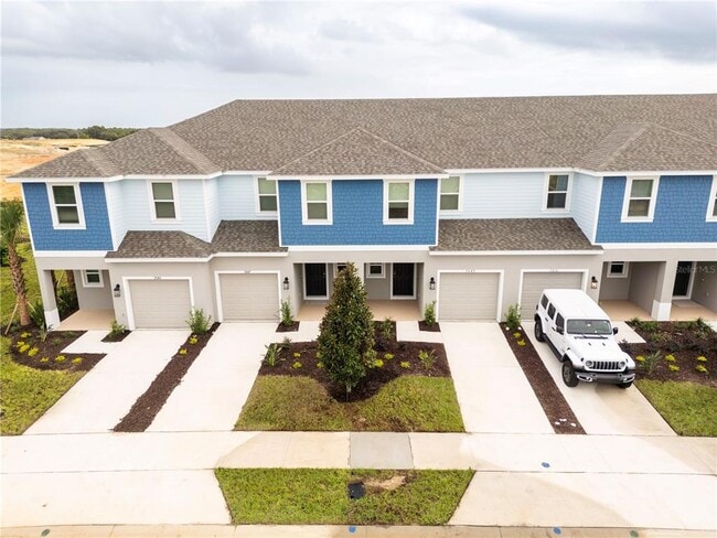 7649 WATERSCAPE Dr in Groveland, FL - Building Photo - Building Photo