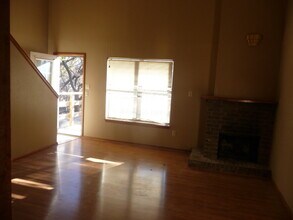 2802 NE 9th St in Lawton, OK - Building Photo - Building Photo