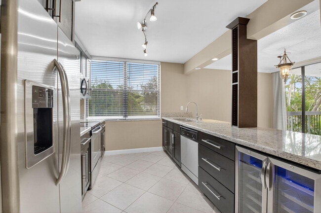 property at 450 Egret Cir
