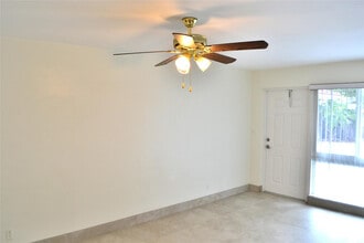 4209 NE 21st Ave in Fort Lauderdale, FL - Building Photo - Building Photo