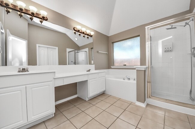 10118 Heron Meadows Dr