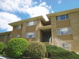Princeton Horizon Apartments in Princeton, NJ - Building Photo