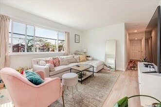 505 E Broadway in Long Beach, NY - Building Photo - Building Photo