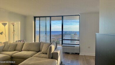 787 Ocean Ave, Unit 505 in Long Branch, NJ - Building Photo - Building Photo
