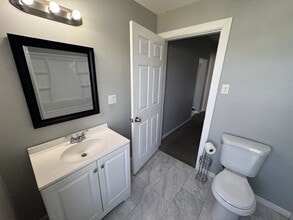 63 W Hallam Ave in Washington, PA - Building Photo - Building Photo