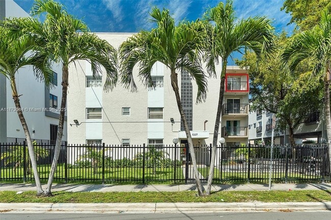1337 NW 1st St in Miami, FL - Building Photo - Building Photo