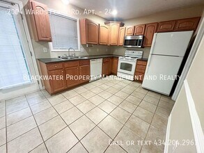 2004 Wards Ferry Rd-Unit -24 in Lynchburg, VA - Building Photo - Building Photo