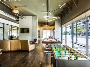 iLuminate Urban Apartment Homes in Phoenix, AZ - Foto de edificio - Building Photo