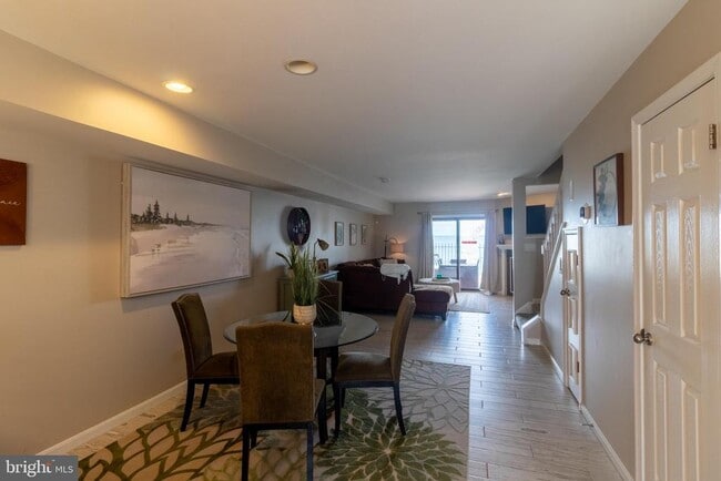 25 Queen Elizabeth Ct in Chester, MD - Building Photo - Building Photo