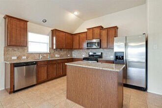 4517 Dennis Ln in Pflugerville, TX - Building Photo - Building Photo