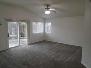 2378 Roualt St in Davis, CA - Building Photo - Building Photo