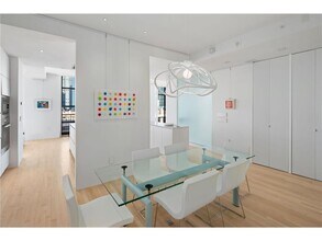 201 S 11th St in Minneapolis, MN - Building Photo - Building Photo