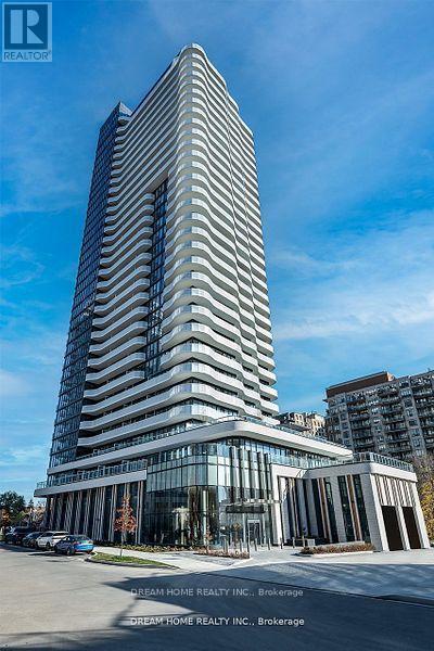 15 Holmes Ave in Toronto, ON - Building Photo