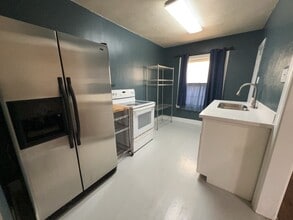 1552 Lombardy St in Houston, TX - Foto de edificio - Building Photo