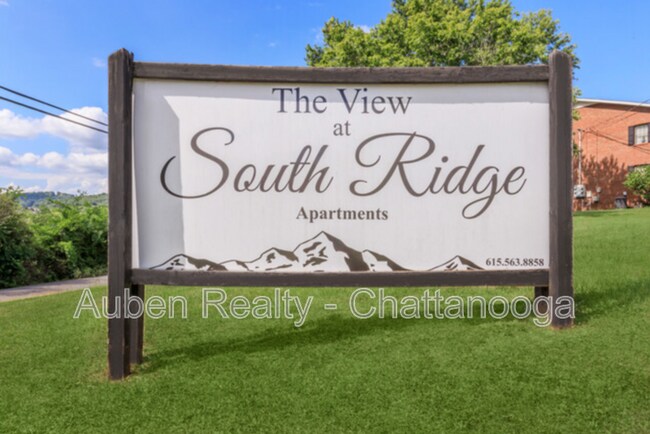108 S Ridge Dr in Woodbury, TN - Building Photo - Building Photo