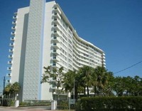 Parkview Point Condos in Miami Beach, FL - Foto de edificio - Building Photo