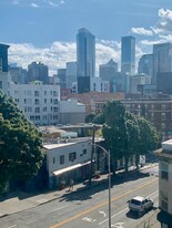 1703 Bellevue Ave in Seattle, WA - Building Photo