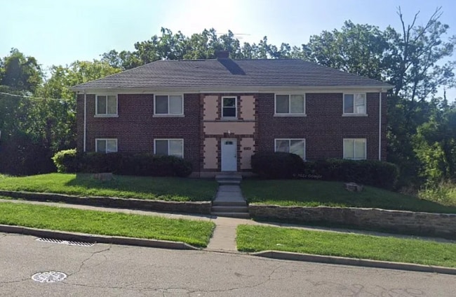 3126 Bracken Woods Ln