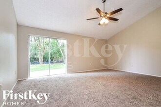7538 Highland Grove Dr in Lakeland, FL - Building Photo - Building Photo
